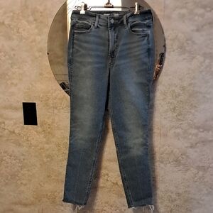 Old Navy Women's Straight Leg Jeans in Blue